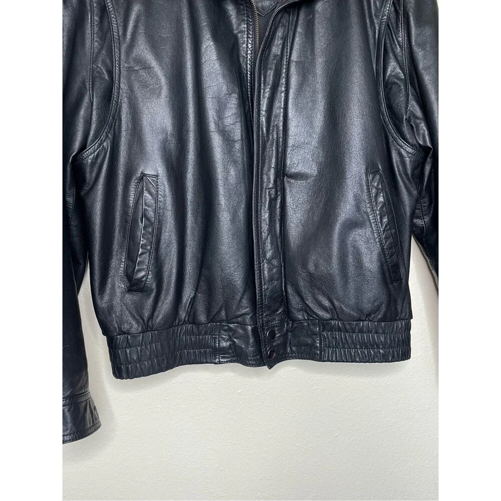 Vintage 80s Chess King Black Leather Biker Jacket Cafe Racer Moto Bomber 40 READ